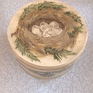 Hand Painted Illusion Eggs Nest and Bird House tin Large